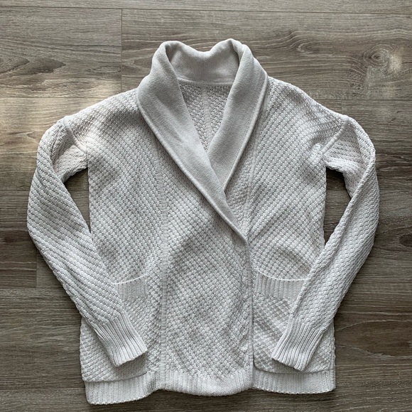 Lululemon Post Practice Cardigan. - Picture 5 of 6